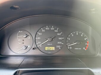 MAZDA 323 1,5 16V DOHC 65kW - Naprosto výjimečný stav - 17