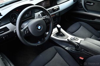 BMW E90 Rad 3 325i A/T - 17
