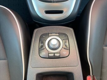 Renault Scénic 1,5 dCi Bose FAP  Mégane Scenic (2014) - 17