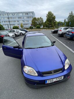 Honda Civic 6g 1.4 Is - 17