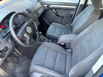 VW Touran 2.0 TDI 103kw - 17