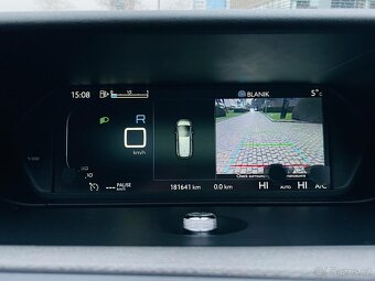 Citroën Grand C4 Picasso 2.0HDi AUTOMAT VÝHŘEV KAMERY TAŽNÉ - 17