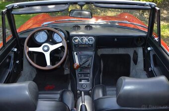 Alfa Romeo 2000 Spider Veloce (1981) - 17