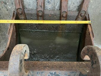 Minibagr Caterpillar 301.8 - 17