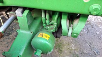 JOHN DEERE 6100MC 4X4 - 17