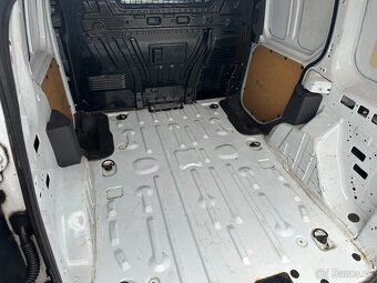 Ford Transit Connect 1,6 TDCi 70kw, ČR, 1. majitel, 3 místný - 17