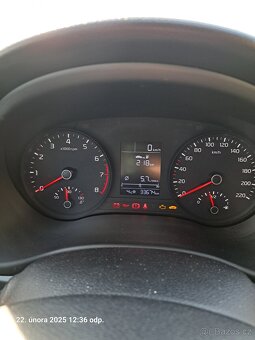 Kia Rio - 17