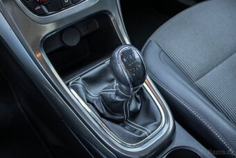 Opel Astra 1.7 CDTI ECOTEC 125k Cosmo - 17