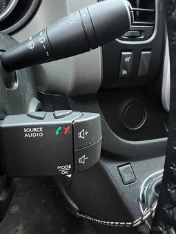 Renault Trafic 1.6 tdci  klimatizace - 17