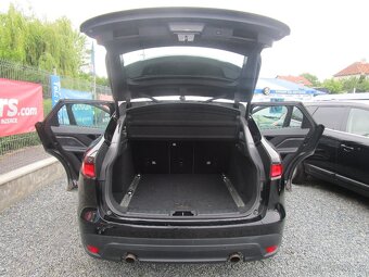 Jaguar F-Pace 2.0 25t AWD R-Sport - 17
