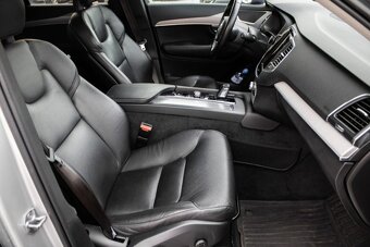 Volvo XC90 2.0 B5 Drive-E AWD A/T (2019) - 17