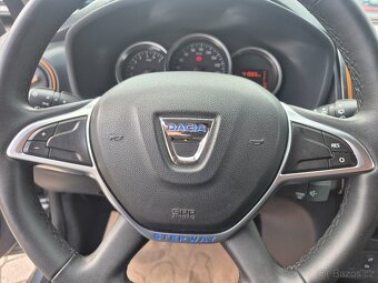 Dacia Sandero II Stepway/ ČR / BENZÍN / PRAV.SERVIS - 17