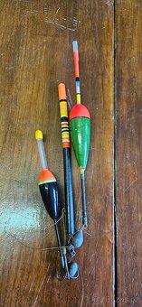 Rybářské doplňky, bižuterie, splávky, olůvka a nástrahy – ve - 17