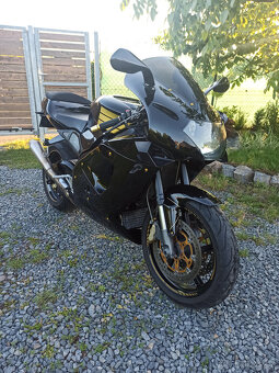 Aprilia RSV 1000 R.V.2002 - 17