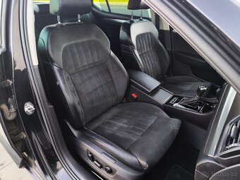 Škoda Superb III 2.0 tdi DSG Style -- TOP VÝBAVA -- - 17