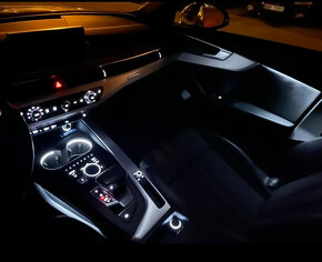 Audi A4, 2.0TDI 140kW, Quattro,S-line, DPH - 17