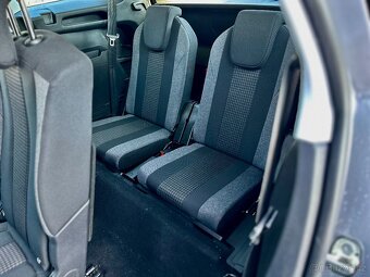 Peugeot 5008 1.6 133 kW r.v. 2019 - 17