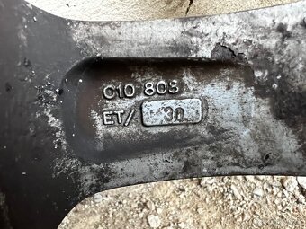 BMW F11 zimni alu 18” - 17