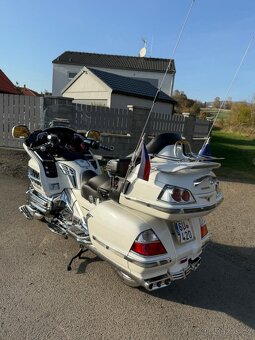 Honda Goldwing GL 1800 - 17