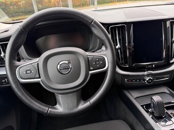 Volvo XC60 Momentum Pro / B4 145 kW / 2020 / DPH - 17