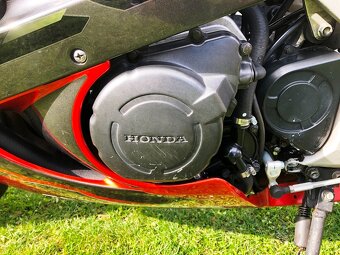 Honda CBR 900RR, TOP stav, Nová cena - 17
