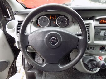 Opel Vivaro 2.5 CDTI 107 KW L2H1 6 MÍST - 17
