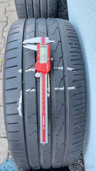 Alu kola originál 5x100 r16 vw Polo letní pneu - 17