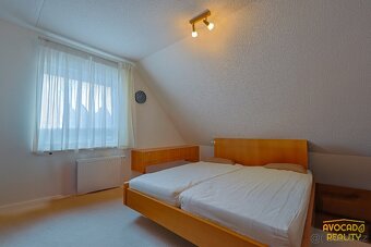 Prodej rodinného domu 4+1 v žádané lokalitě. - 17