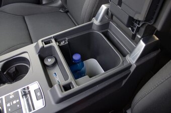 Land Rover Discovery 3.0 SDV6 SE - 17