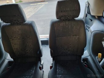 Toyota Previa - 17