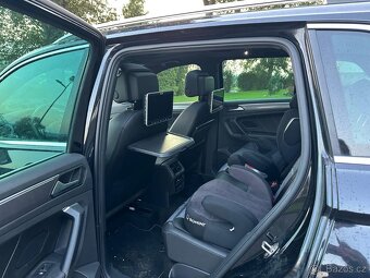 VW Tiguan R-Line DSG VIRTUAL + DVD - FULL VÝBAVA - 17