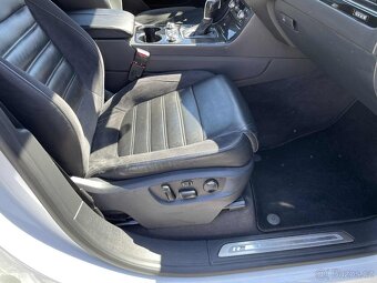 Volkswagen Touareg 3.0TDI 193kW RS Line - 17