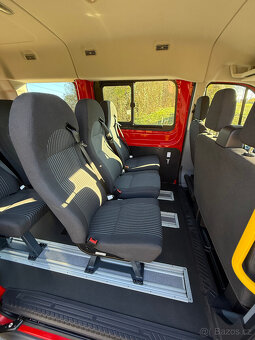 Ford Transit 2.2 TDCI rok 2016 9 Míst 158.266 km STK:10/27 - 17
