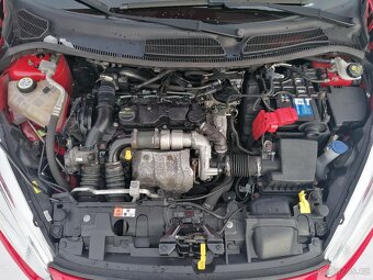 Ford Fiesta 1.6TDCi 70kw STline - 17