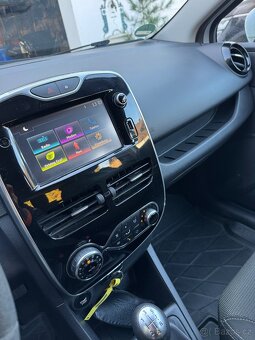 Renault Clio 1.5 dCi, servisovano, navigace - 17