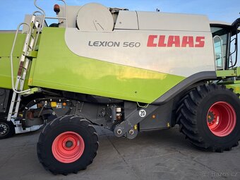 Sklízecí mlátička Claas Lexion 560, žací lišta V750 Vario, d - 17