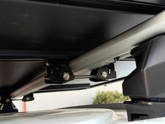 Expediční střešní autostan Schwarzwald z hliníku pro 3 osoby - 17