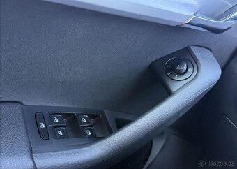 Škoda Octavia 1,6 TDI 85kW DSG Style Combi nafta automat - 17