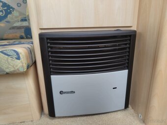 Karavan BEYERLAND Sprinter 460 CTV - 17