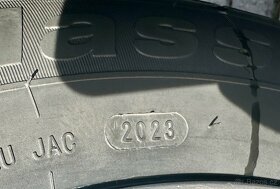 Mercedes-Benz 220e coupé - 17