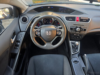 Honda Civic Tourer 1.8i-VTEC nové ČR-1.majitel - 17