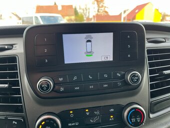 Ford Transit Custom L2 2,0TDCi 96KW BUS 9 Míst, jen 91oooKM - 17