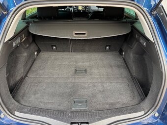 Renault Mégane, 1.3 TCe 1.MAJ. VÝHŘEV SED. PLNÝ SERVIS - 17