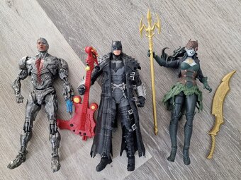 Filmové akční figurky, sošky Batman, Marvel, Barbar Conan.. - 17