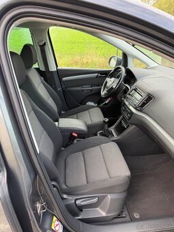 Volkswagen Sharan 2.0 TDi - 17