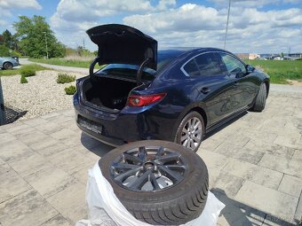 Mazda 3 Comfort+ 2,0 90 kw-Top stav, servis Mazda, 1 maj. - 17