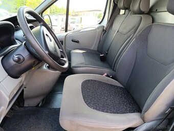 Opel Vivaro 2.0 DCi tažné 3místa - 17