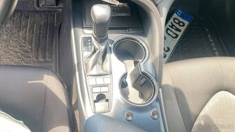 Toyota Camry Hybrid Business Edition - 17
