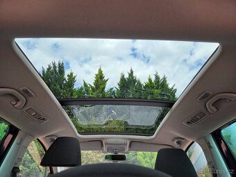 Alhambra 2.0TDI/125kW xenon,tažné,kamera,navi,pano - 17