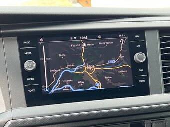 ✅ VW Caravelle T6.1 LONG 110kw Ťažné Webasto Serviska -DPH - 17